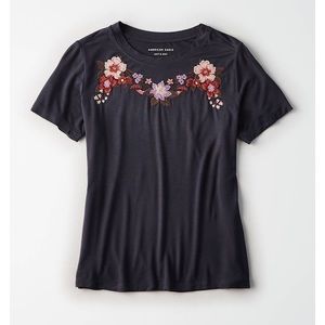Dark Blue American Eagle Soft and Sexy T-shirt with floral Embroidery NWOT